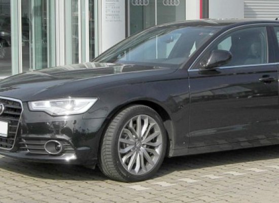 Audi cu plăcuţe de înmatriculare false, descoperit la Negru Vodă